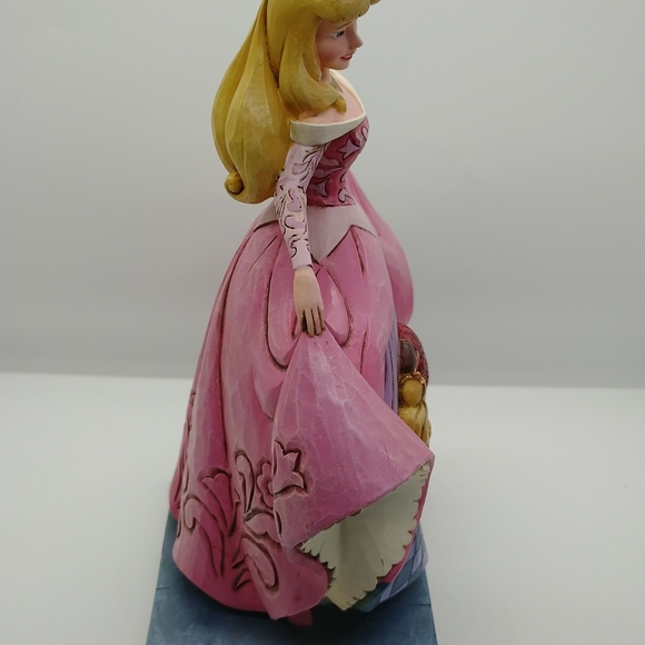 Sold   Jim Shore Disney Traditions Arora "True Love's Kiss" Figurine - Picture 9 of 13